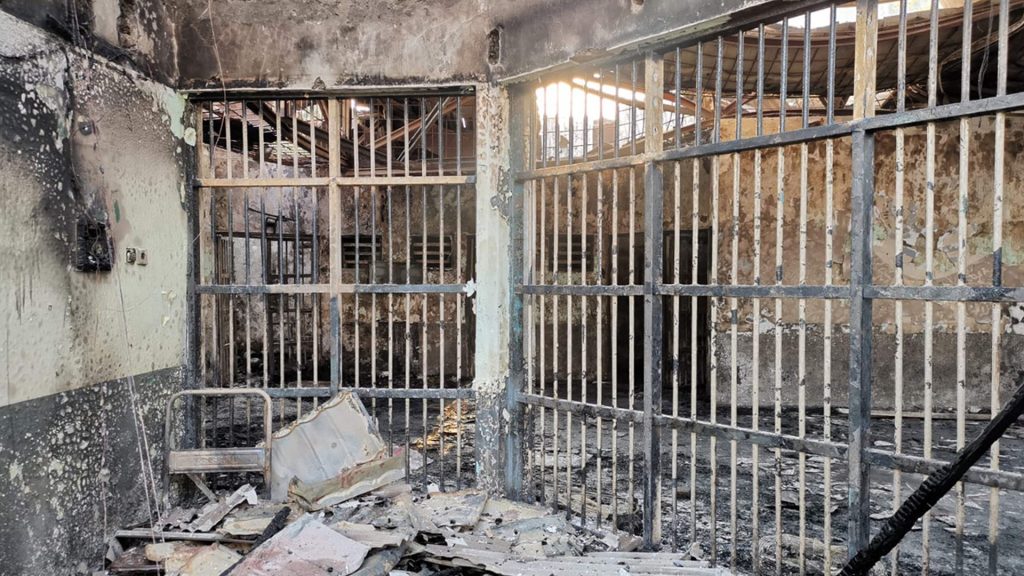 Dekat Jakarta, Indonesia: Sedikitnya 40 tewas dalam kebakaran penjara