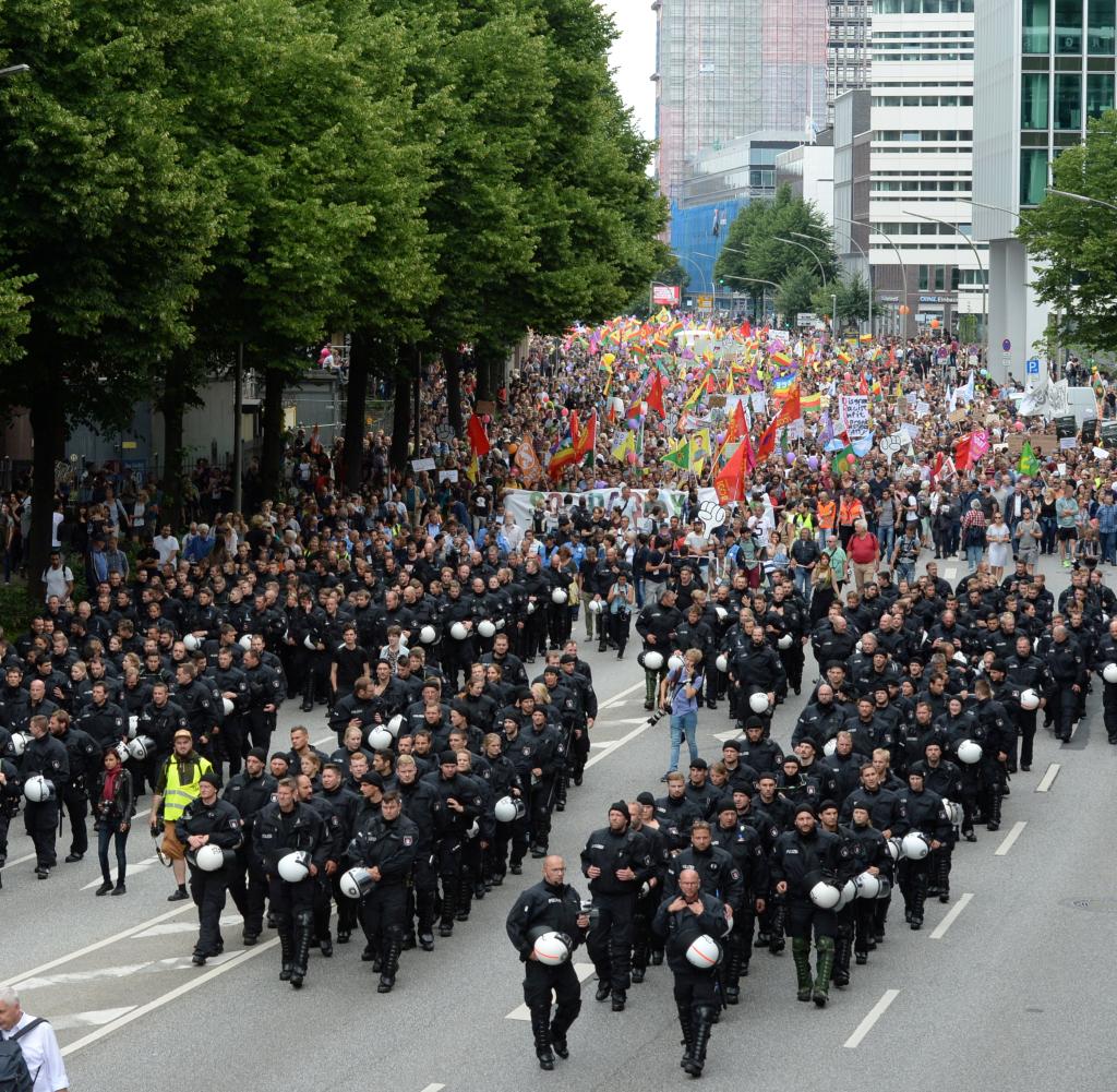 Demonstrasi selama KTT G20 di Hamburg