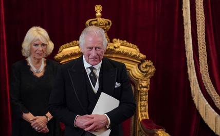 Raja Charles berusia 74 tahun: Ulang tahunnya akan secara resmi diberi selamat oleh berbagai resimen.  Kavaleri Pengawal Revolusi akan melakukan Selamat Natal di Upacara Pergantian Penjaga Istana Buckingham pada pukul 12 siang.