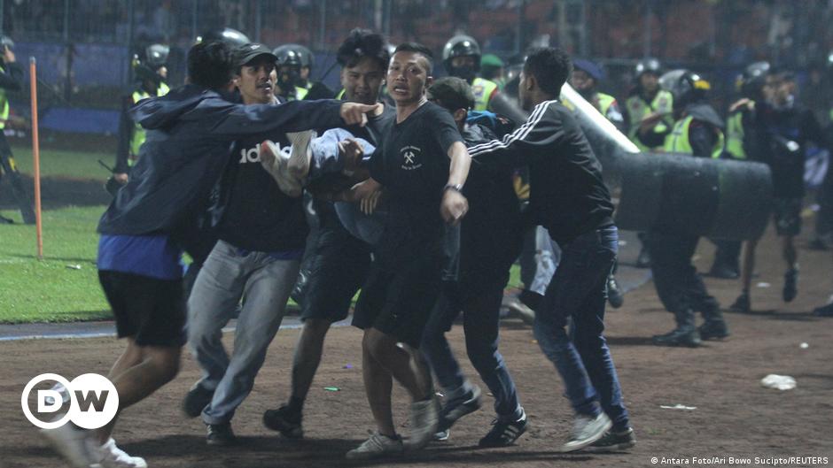 Kerusuhan Stadion di Indonesia: Bencana yang Tak Terelakkan |  Olahraga |  DW