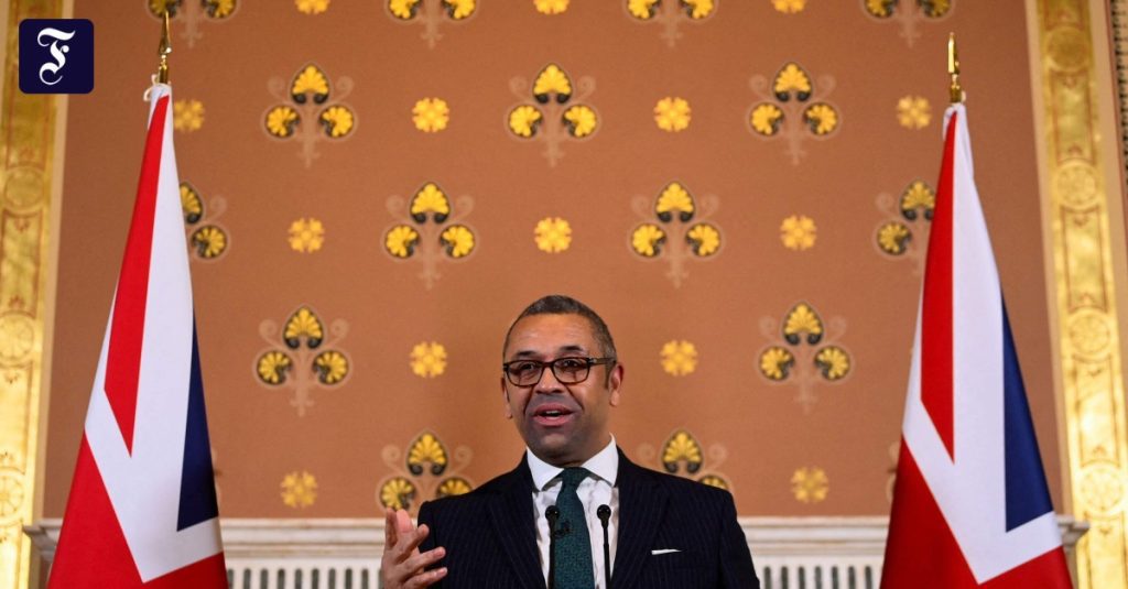 James Cleverly ingin menunjukkan stamina strategisnya