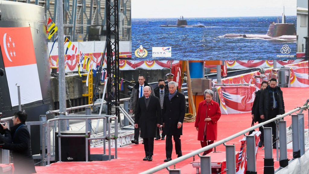 Mempersenjatai bantuan ke Singapura: Scholz membaptis dua kapal selam di Kiel